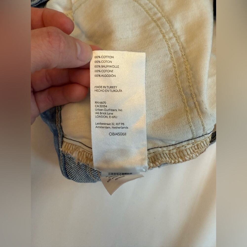 WE THE FREE Distressed Cut Off Blue Denim Shorts Button Fly 100% Cotton Size 26 - Picture 9 of 10
